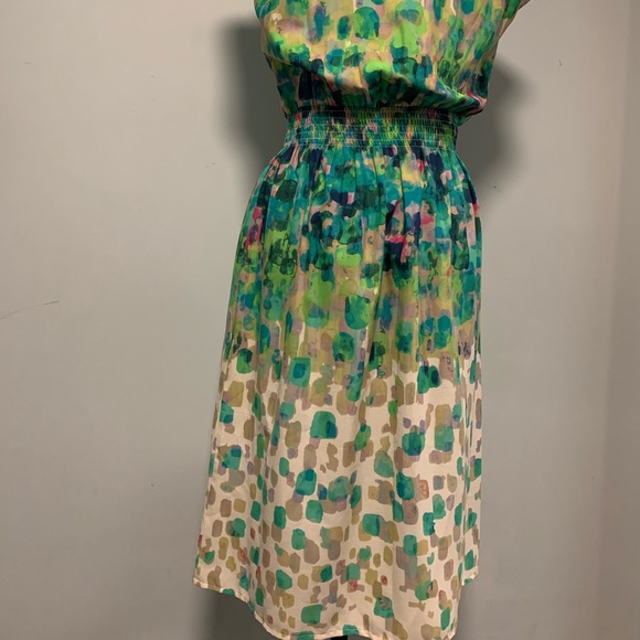 Dress - Picture 3 of 4